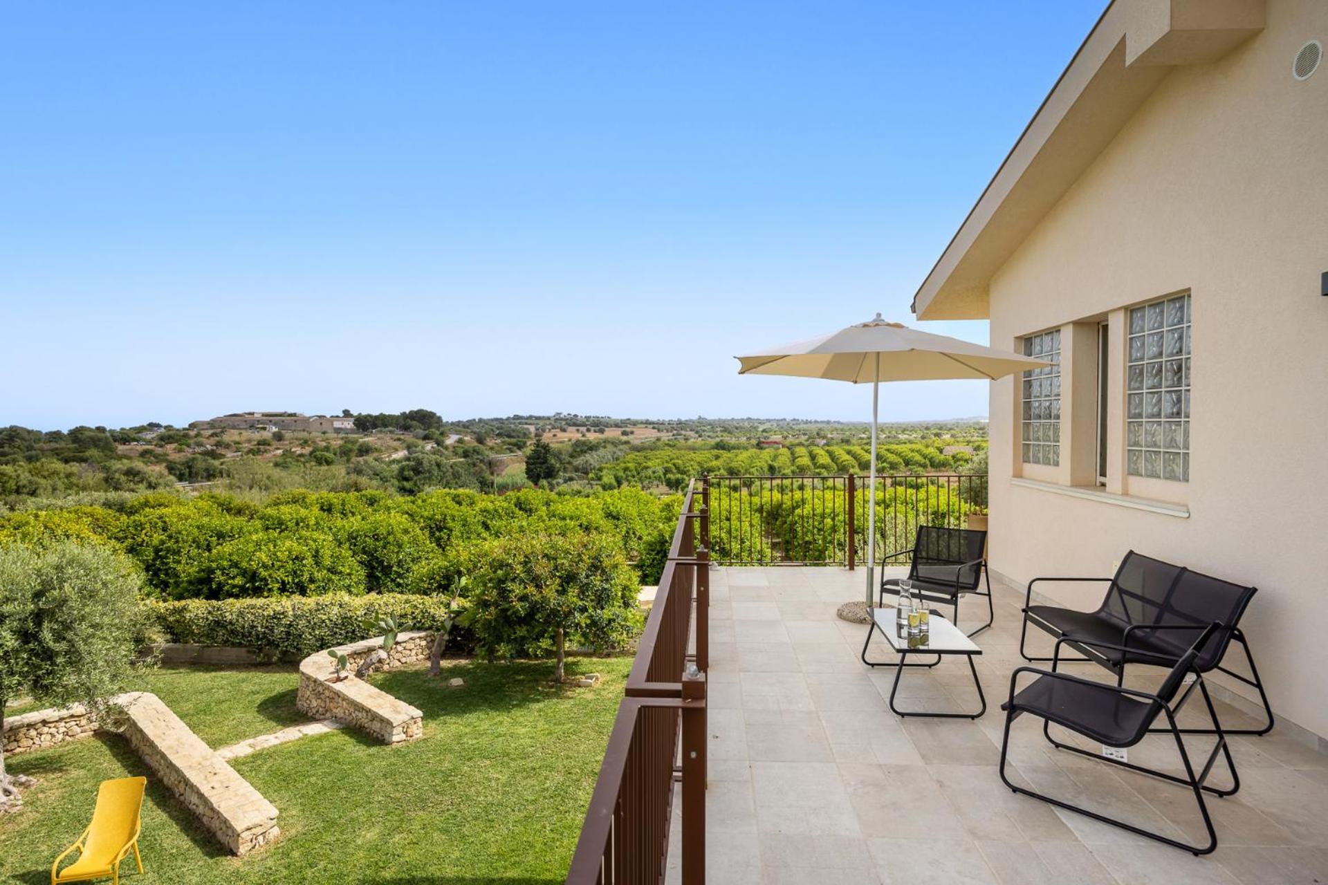 Fiore Di Vendicari B&B - Sicilian Charme, Lemon Grove And Sea Noto Exterior photo